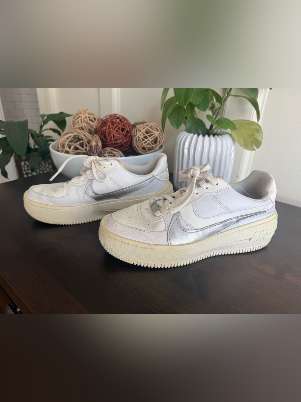 Nike Air Force 1 PLTAFORM Summit White Metallic Silver - Women’s 7.5